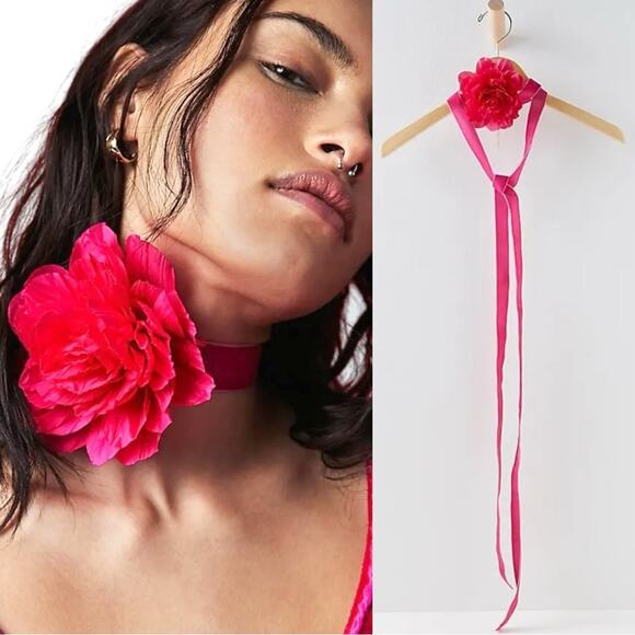 Free People Jewelry - Free People Melody Flower Choker in Fuchsia Pink Spring Statement Whimsical NEW